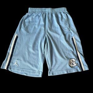Jordan Boys Large Blue UNC Tarheels Basketball Shorts Embroidered Chapel Hill